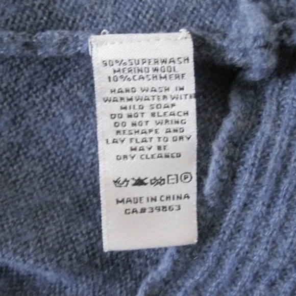 Claudia Nichole Petite Bell-Sleeve Peplum Sweater - Picture 7 of 8